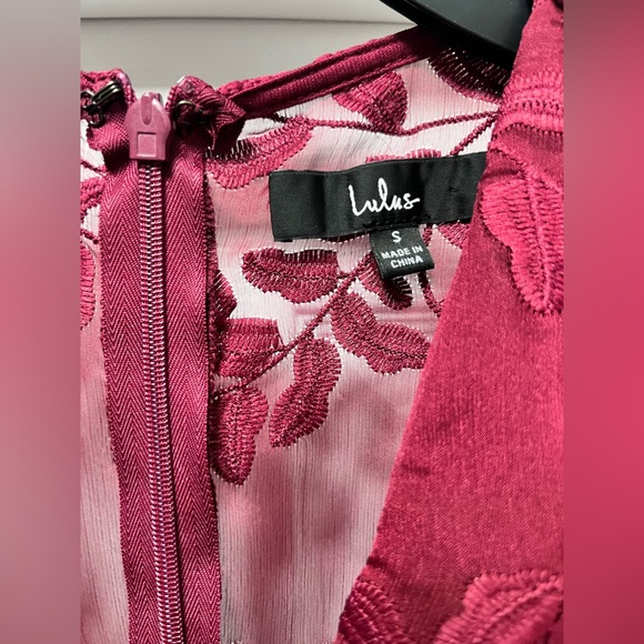 Lulus burgundy lace dress - Picture 5 of 7